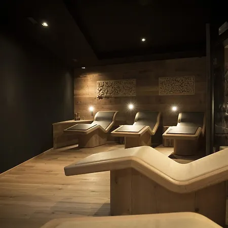 Monroc Hotel 4*