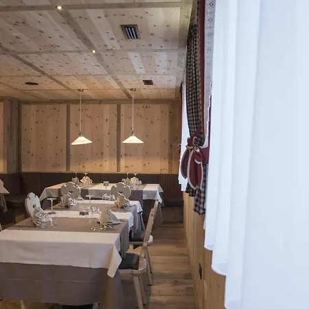 Monroc Hotel 4*