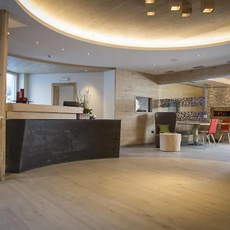 Monroc Hotel
