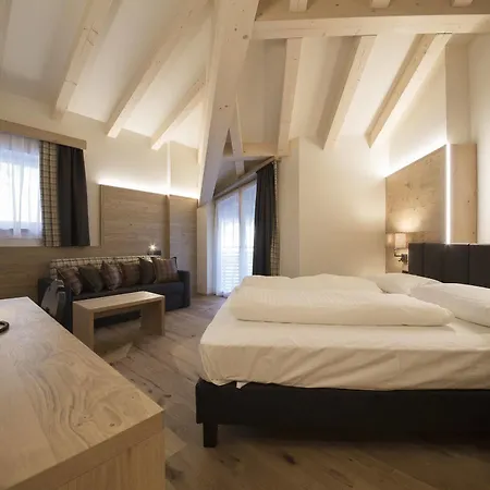 Monroc Hotel